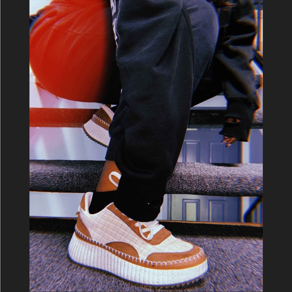 Universal Thread Women's Sneakers - Tan and White